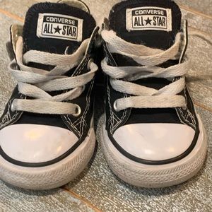 Chuck Taylor All Star, Size 7 infant/toddler
TODDLER LOW TOP SHOE